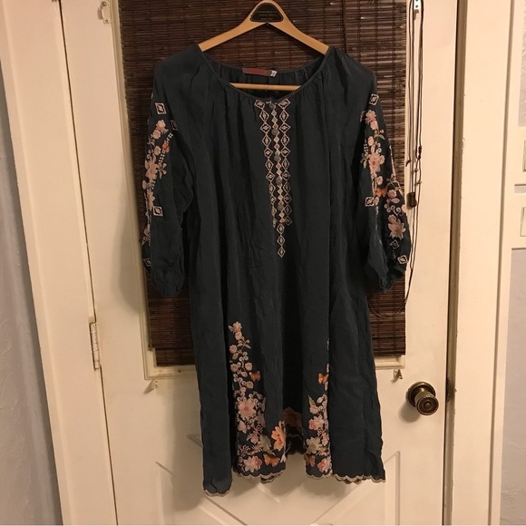 Johnny Was Dresses & Skirts - Johnny Was button up Astara tunic dress with bell sleeves